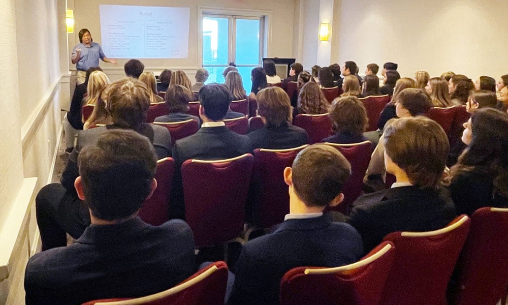 Antonio-Deca-kids-presentationschool-financial